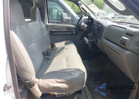 2005 Ford F-250 Xl/Xlt from USA, damaged, VIN 1FTNF20565EC97586